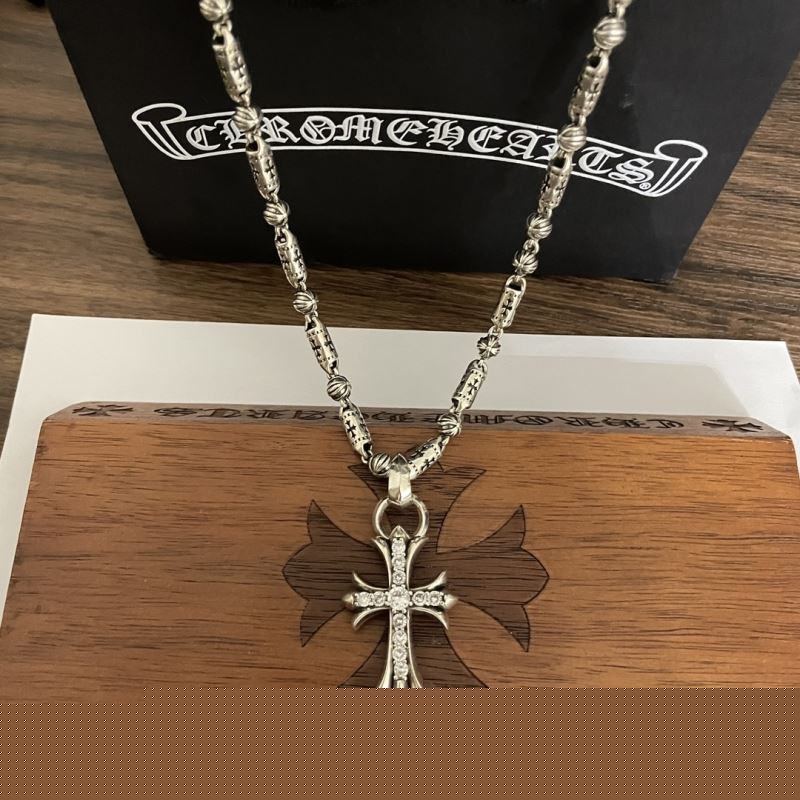 Ch**me He**ts necklaces
